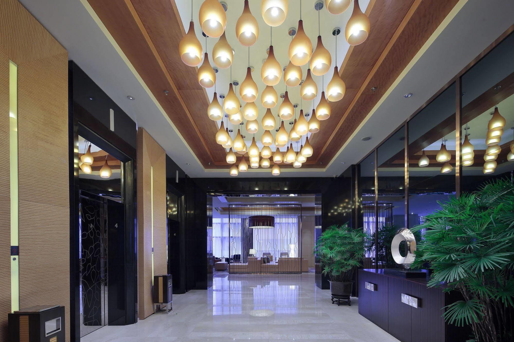 Hotel Courtyard By Marriott Suzhou Suzhou  Exterior foto